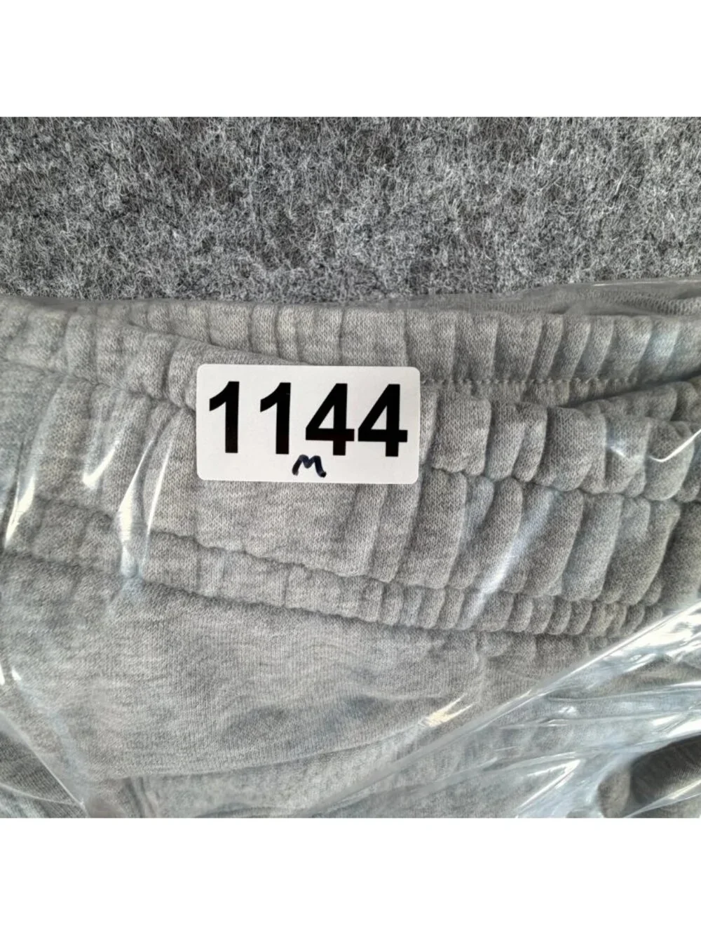 Nike Sportswear Club Fleece Jogger Pants Mens S Gray Performance Mid Rise Sports